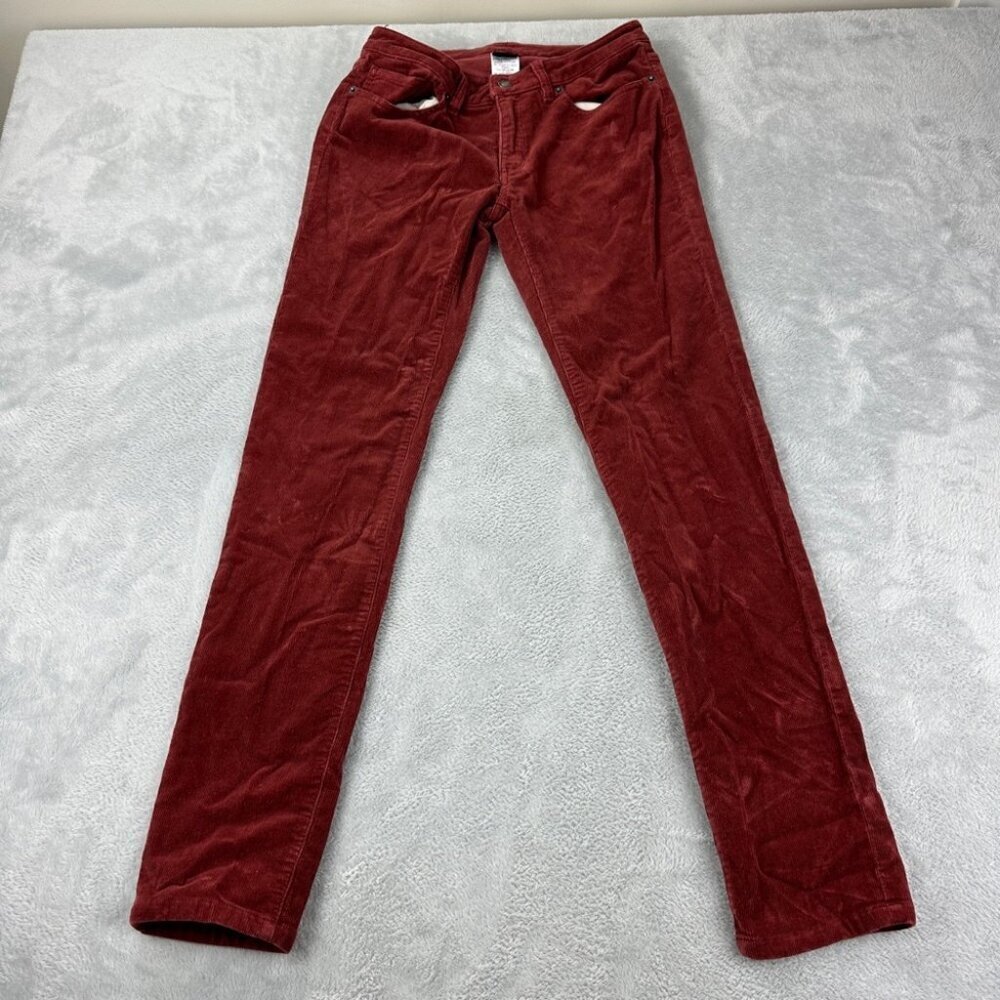 Patagonia Women’s Size 28 US Corduroy Wine Skinny Pants 55055 Style Number